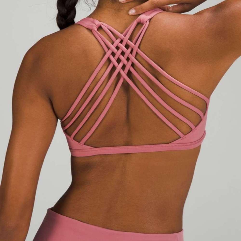 Lululemon Womens Active Yoga Free To Be Wild Strappy Crisscross Sports Bra 4
